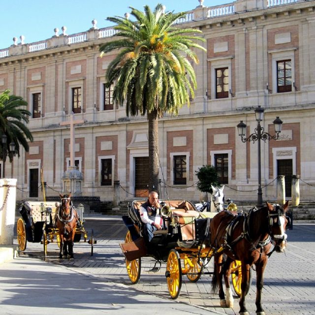 Horse-Drawn Carriage Ride Through Seville - Plaza de España deserves your camera time