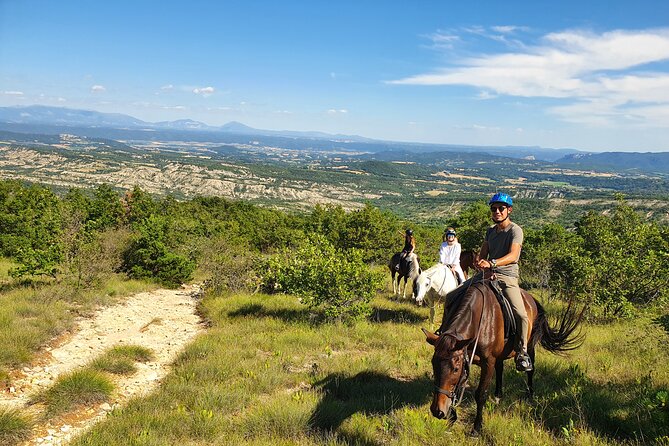 Horse ride in Haute Provence Luberon and Forcalquier - Key points to know before booking