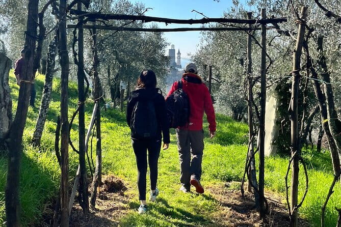 Horse ride in the Mugello (transfer from / to Florence) and Tuscan aperitif - The four-and-a-half-hour timing