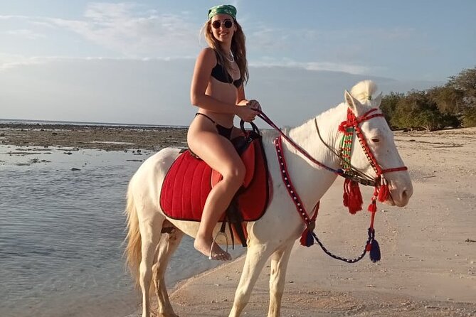 Horse Ride On The Beach Gili Islands - From hotel reception to the beach
