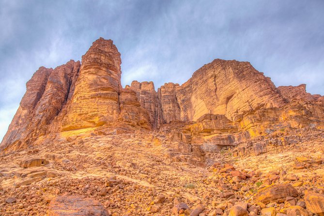 horse riding 2 hours tour in Wadi Rum - Three hours among Wadi Rum’s red dunes