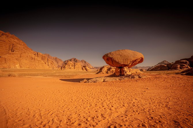 horse riding 2 hours tour in Wadi Rum - Al Ramal, the red dune that rewards your legs