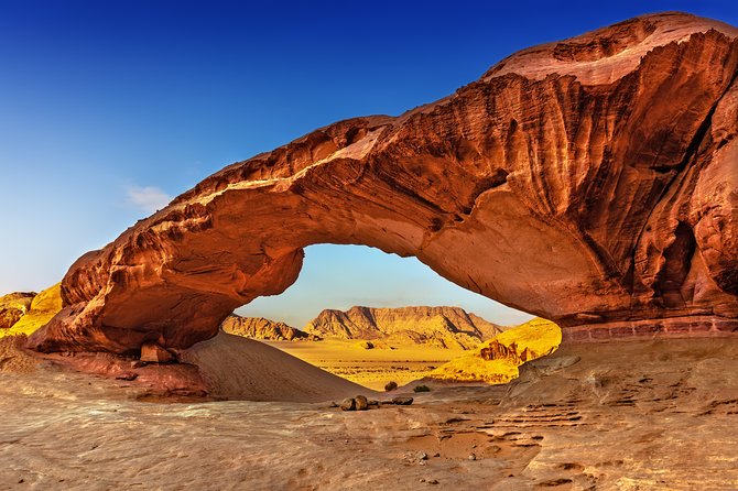 horse riding 2 hours tour in Wadi Rum - Khazali Canyon and the marks left in stone