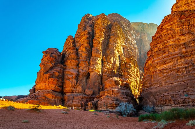 horse riding 2 hours tour in Wadi Rum - Lawrence’s Spring, a view worth the scramble