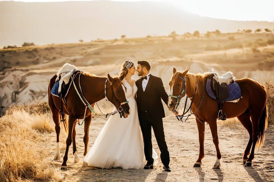 Horse Riding Cappadocia- Cappadocia Horse Farm - Rose Valley offers the classic Cappadocia view