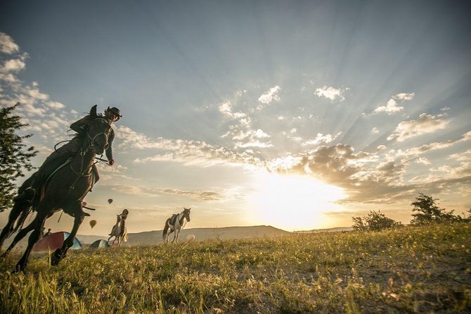 Horse Riding in Cappadocia in fairy chimeys - Group size and the feel of the ride