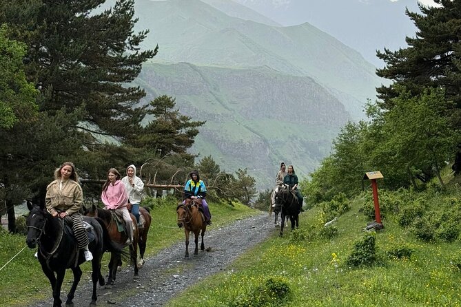 Horse riding tour in Kazbegi - Starting at Rooms Kazbegi