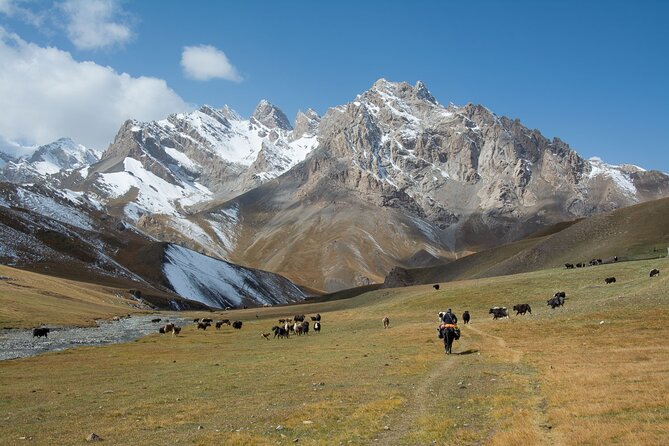 Horse Trek to Kel Suu Lake - Day 3: A 13-kilometer ride through Kok-Kiya Valley