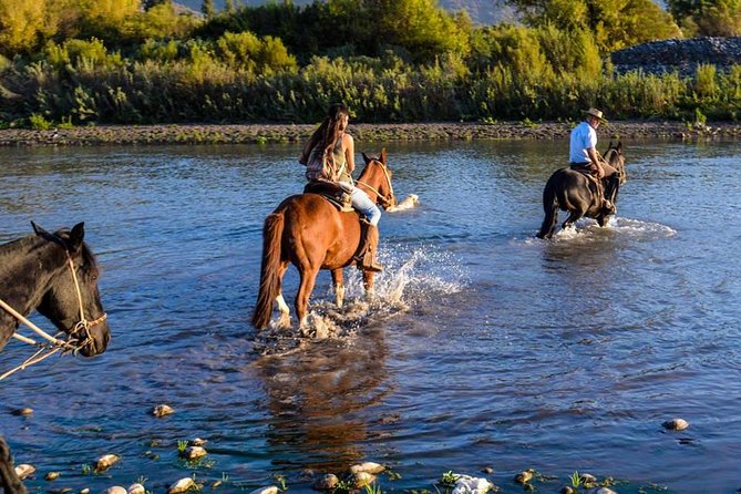 Horseback Private Wine Tour and Country Grill from Santiago - Leaving Santiago for the Maipo Valley