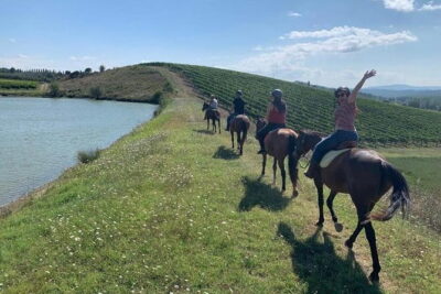 Horseback Ride in S.Gimignano with Tuscan Lunch Chianti Tasting