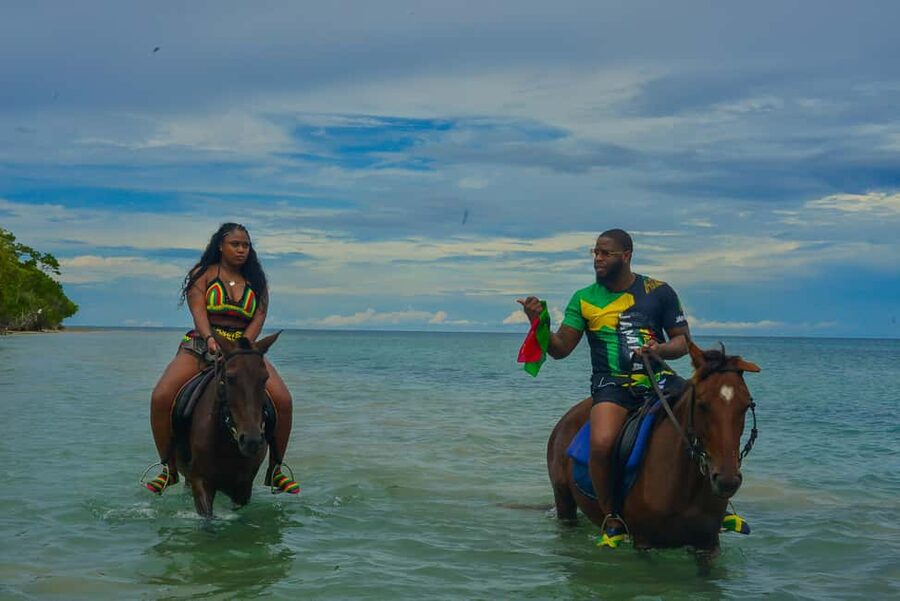 Horseback Riding and Dunn's River Falls Combo Tour - Why the short ride still earns its place