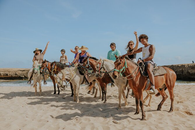 Horseback Riding and Natural Pool Adventure in Aruba - Why this combination works so well in Aruba