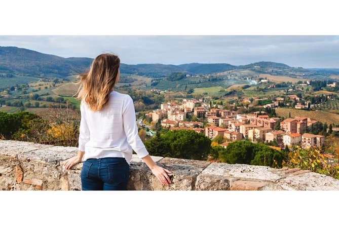 Horseback Riding and Winery Lunch Experience in San Gimignano - Riding through vineyards and wooded paths