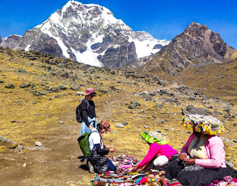 Horseback Riding at 7 lakes Ausangate Private |Optional Hike - The 4:00 to 6:00 a.m. pickup from Cusco