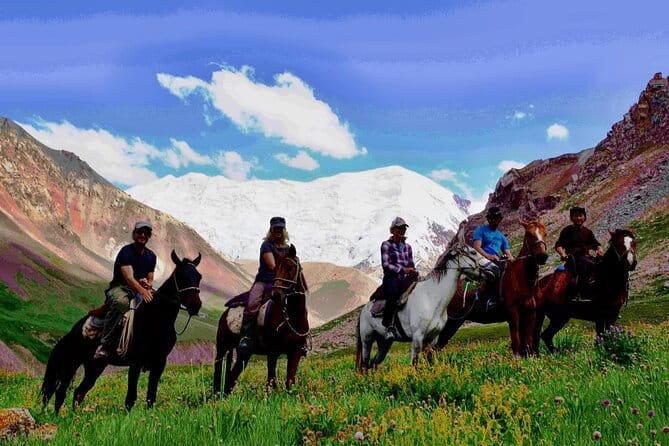 Horseback Riding in Alay Valley - Tulpar-Kol Lake and the first yurt night