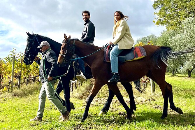 Horseback riding in Montepulciano Tuscany, lunch on the farm - A Montepulciano ride with more than a saddle view