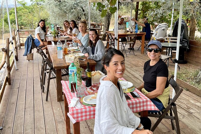 Horseback riding in Montepulciano Tuscany, lunch on the farm - Meeting the Cinta Senese pigs
