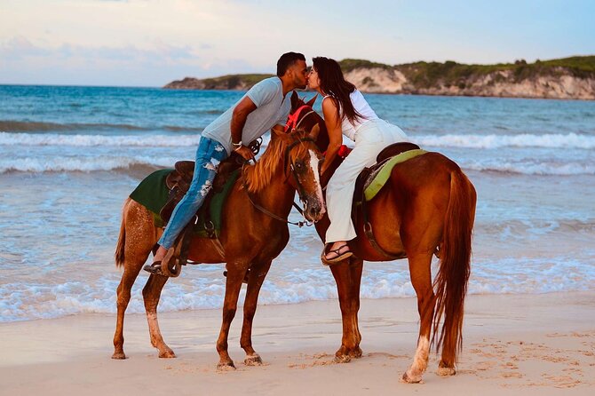 Horseback riding in punta cana beach and Bayahibe - Riding from the woods to Macao Beach