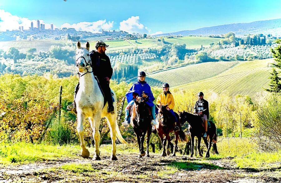 Horseback Riding with Wine Tour from Florence - Should you book it?