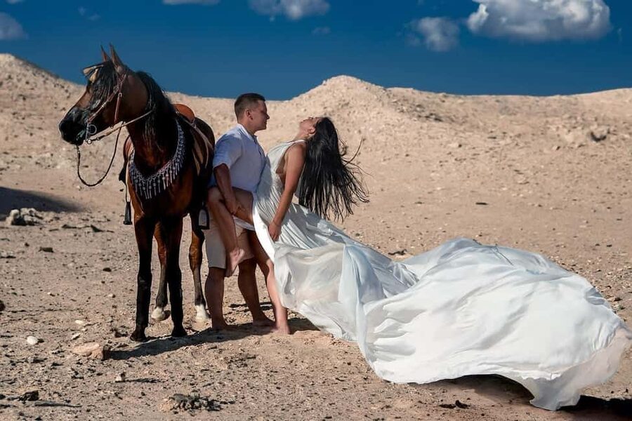 Hurghada: Red Sea & Desert Horse Riding Tour with Swimming - Who Should Book This Horse Ride?