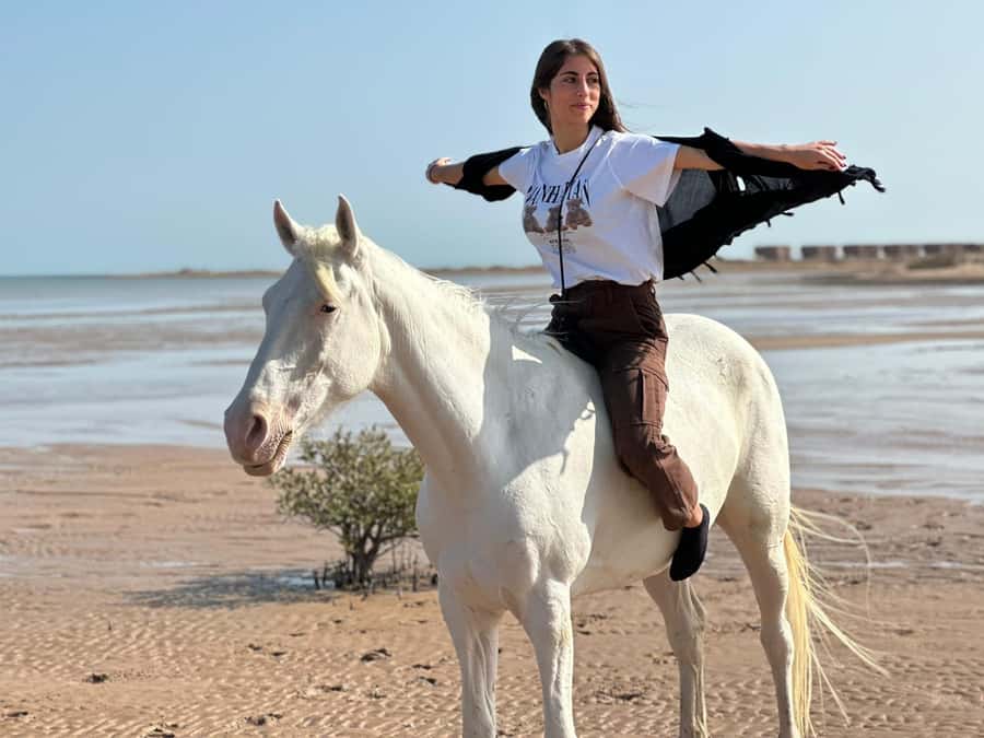 Hurghada: Sea & Desert Horse Riding tour/w Swimming&Transfer - The summer horse-swimming option