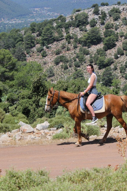 Icmeler Horse Riding Through The Rivers and Forest - What the guides add to the ride