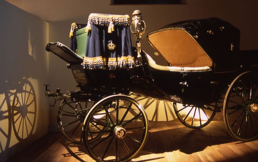 Jerez de la Frontera: Andalusian Horse Dance and Museums - The Palace Gardens and 19th-Century Setting