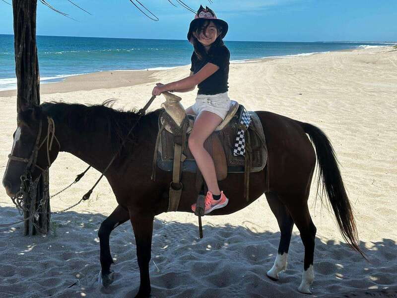 Jungle and beach horseback ride + lunch + mezcal - A ranch lunch with machaca and handmade tortillas