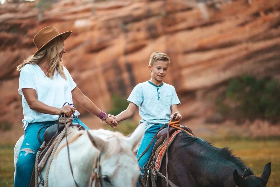 Kanab: Cave Lakes Canyon Horseback Riding Experience - What the 90-minute route feels like
