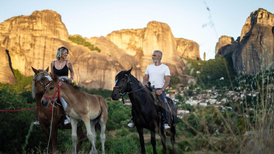 Kastraki: Meteora Sunset Horseback Riding - The guides and the stories they bring