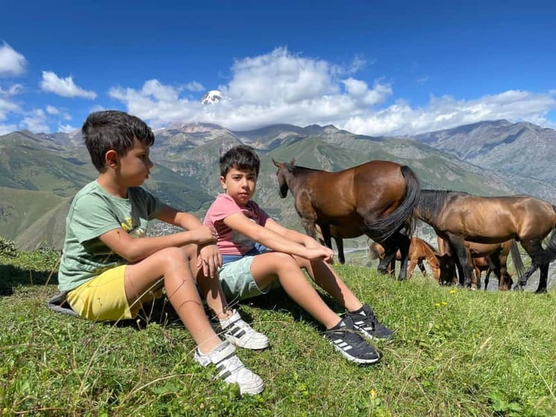 Kazbegi:Sunset Horse Riding Tour from Rooms Hotel Kazbegi - Choosing morning, evening, or sunset light