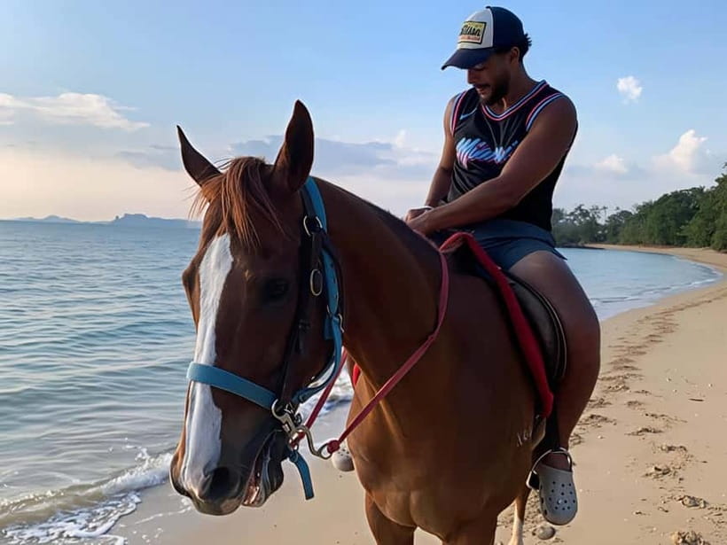 Krabi: Horse Riding On Klong Muang Beach - From the road to the beach
