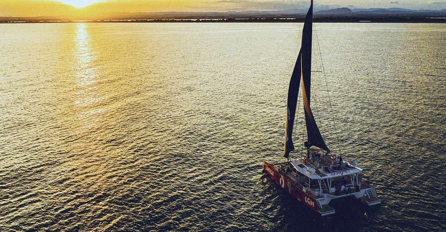La Grande Motte: Camargue Sunset Catamaran Tour with a Drink - Why this sunset cruise works so well
