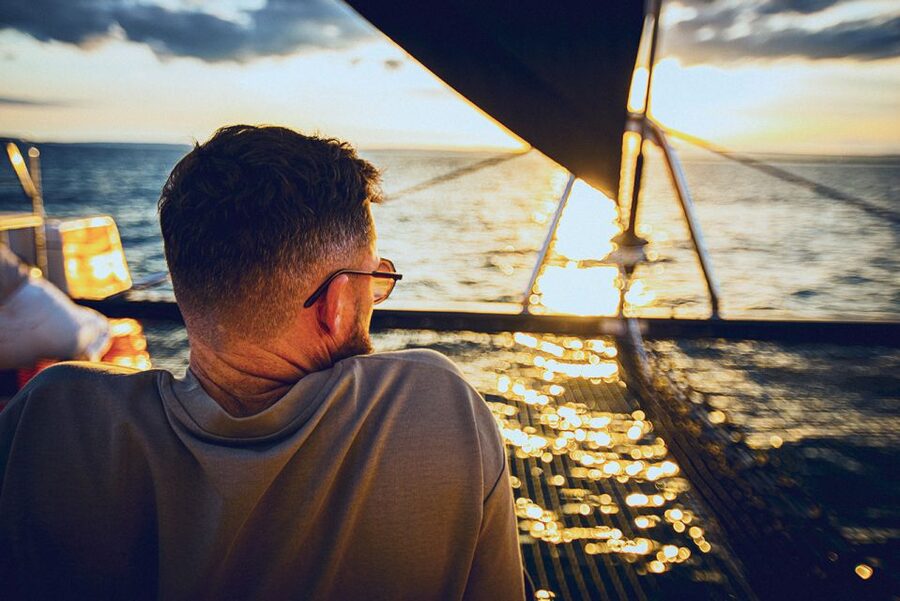 La Grande Motte: Camargue Sunset Catamaran Tour with a Drink - What the $51 price really buys you