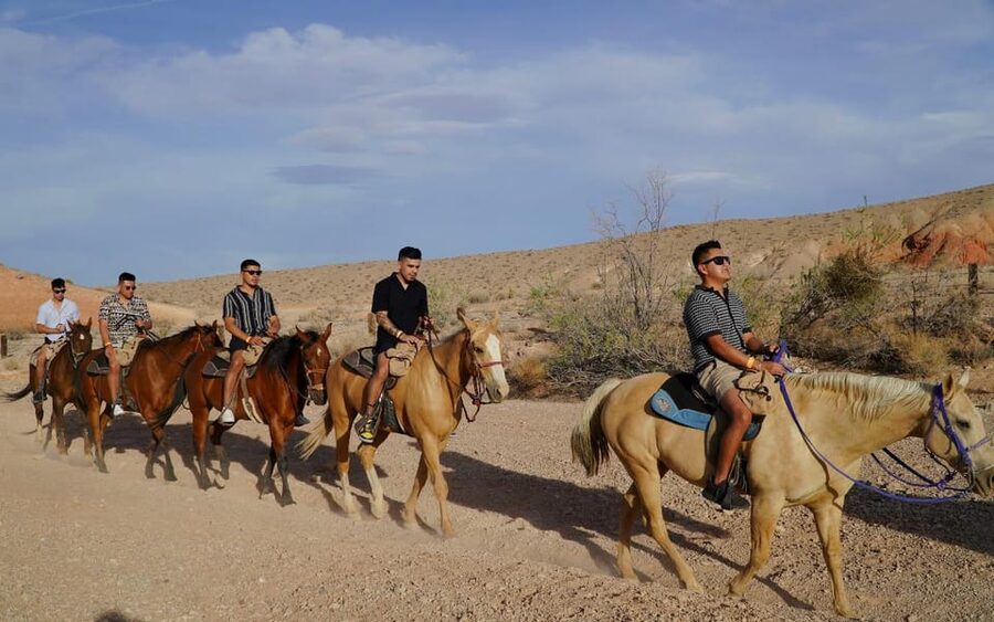 Las Vegas: Horseback Riding Tour with Lunch - What the $115 price really covers