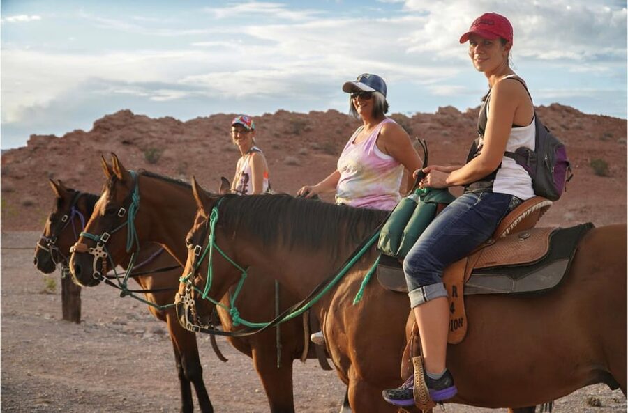 Las Vegas: Horseback Riding Tour with Lunch - Who will enjoy this short ranch outing