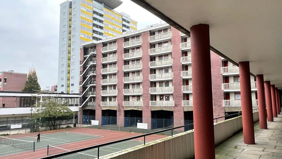 London: Slow Horses TV Series Guided Tour - Slough House and the art of looking disreputable