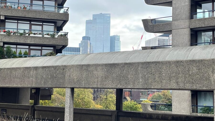 London: Slow Horses TV Series Guided Tour - The City streets behind the spy story