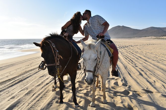 Love is in the air: Private Cabo Beach Sunset Horse Ride W Dinner - Dinner as the sun sets over the beach