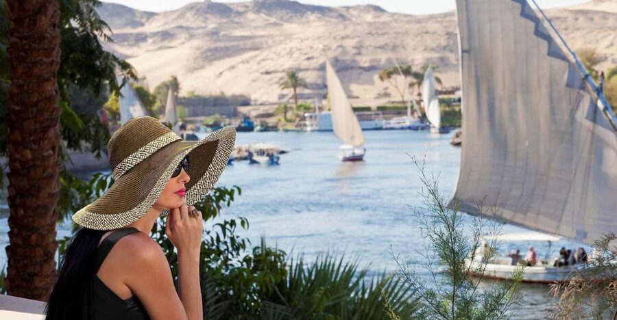 Luxor East Bank: Private Half-Day Tour W/Free Carriage Ride - Key points to know before booking