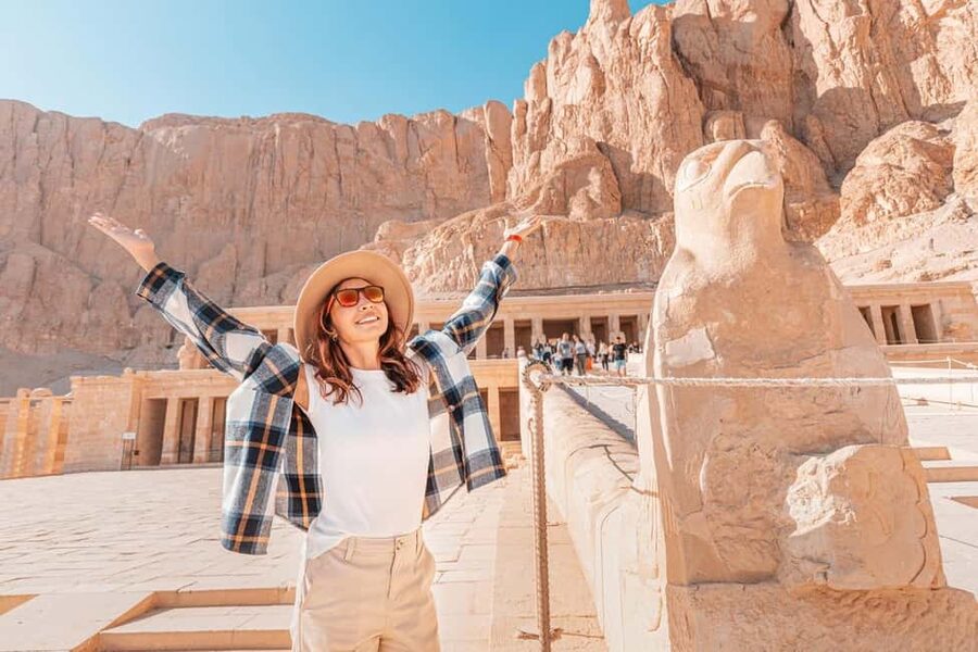 Luxor: Private Full-Day Customized Tour With Carriage Ride - Planning your monuments before you arrive