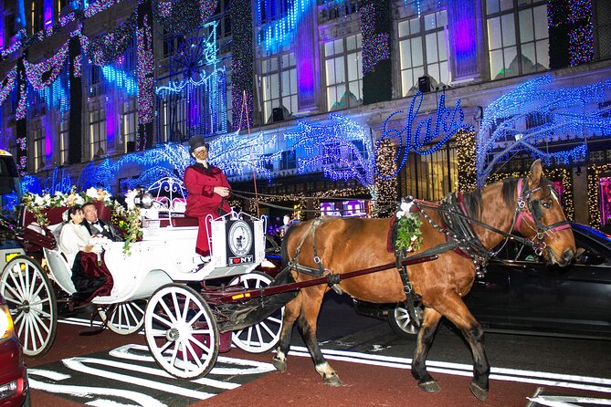 Magical Evening Horse-Drawn Carriage through NYC (65 min) - Why a late-night departure can work well