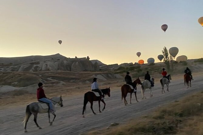 Magical horse ride with balloon in Cappadocia - What the 6:00 am Pickup Means