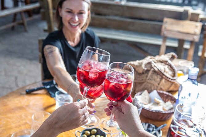 Mallorca Evening Tour: Horseback Riding, Dinner and Dance - Line Dancing, Country Music and the Horse Show