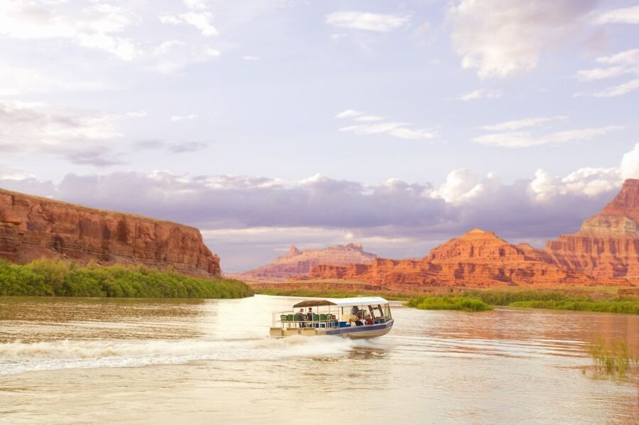 Moab: 3-Hour Jet Boat Tour to Dead Horse Point State Park - The long return: beautiful, but not rushed