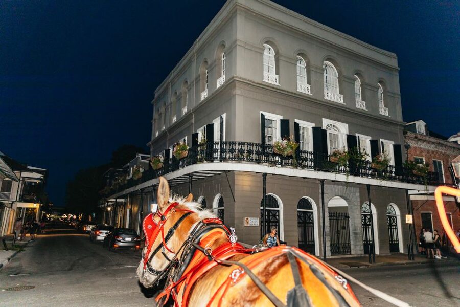 New Orleans: French Quarter Sightseeing Carriage Ride - Practical booking advice before you go