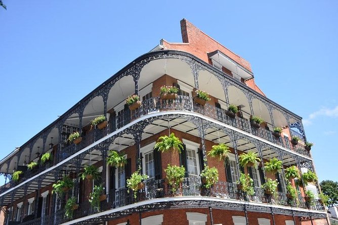 New Orleans Private Carriage Tour of the French Quarter - Fifteen Minutes in Faubourg Marigny