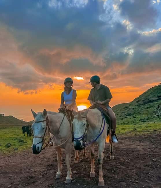 Oahu: Horseback Riding Sunshine or Sunset Tour - The coastal trail and its best views