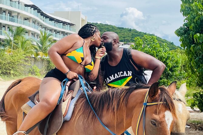 OCEAN HORSE-BACK RIDING & BAMBOO RAFTING + Limestone MASSAGE - Key points to know