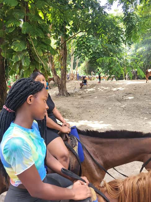 Ocho Rios : Bamboo River Rafting and HorseBack Riding - Pickup from Ocho Rios hotels and cruise ports